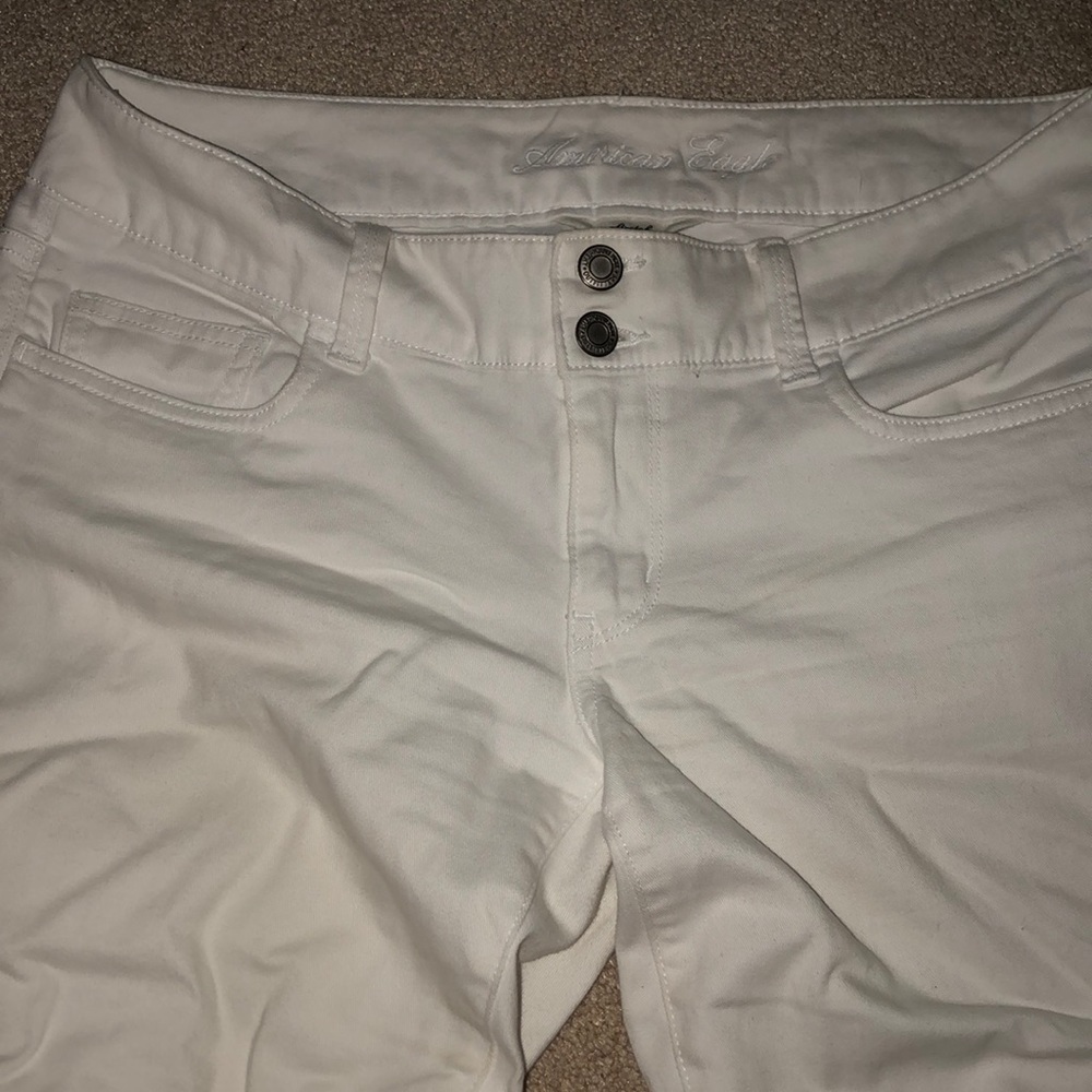 White American Eagle Capris